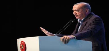 Cumhurbakan Erdoan Mehmetikle bayramlat: Kahramanlk mcadelesi unutulmayacaktr