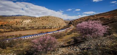 'Turistik Tatvan Treni' yola kyor