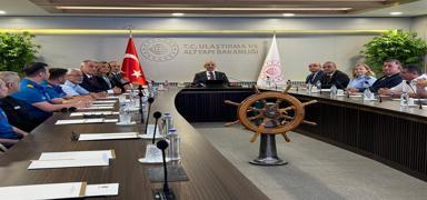 Ulatrma ve Altyap Bakan Abdulkadir Uralolu: Trk gemicilere YKDL puan geerli saylacak