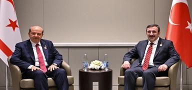 Cumhurbakan Yardmcs Ylmaz, KKTC Cumhurbakan Tatar ile grt