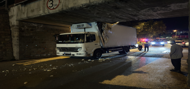 Erzurum'da alt geitte skan kamyondaki 2 kii yaraland
