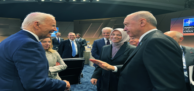 Cumhurbakan Erdoan'dan NATO Zirvesi'nde youn diplomasi trafii