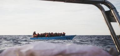 Libya aklarnda tekne arzas: 71 gmen kurtarld