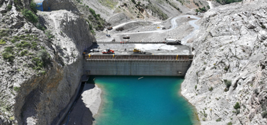 almalar sryor: Uzundere Baraj 2025'te su tutacak