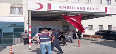 zmir'de orman yangnna mdahale eden pikap devrildi
