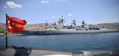 Trkiye nemli katk salayacak! TCG Kuadas ve TCG Kumkale gemileri Katar'a gidiyor