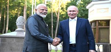 Hindistan Rusya'ya gvenmek istiyor ama