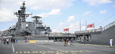 stanbul'a demirleyen 'Kashima' ve 'Shimakaze' ziyarete ald