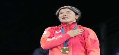 Japon Yuka Kagami'den altn madalya!