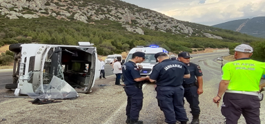 Denizli'de midibs devrildi! ok sayda yaral var