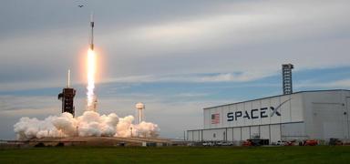 SpaceX dnyadan en uzak insanl uzay grevini gerekletirmeyi hedefliyor