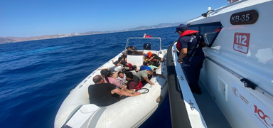 Bodrum ve Data aklarnda 19 dzensiz gmen kurtarld, 25 gmen yakaland