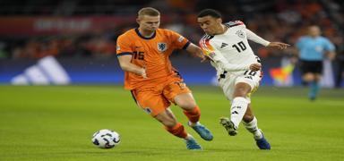Hollanda ile Almanya yeniemedi!