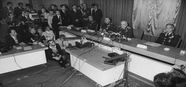 Trk demokrasi tarihinin 44 yllk utan sayfas: 12 Eyll darbesi