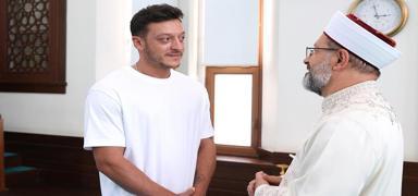 Diyanet leri Bakan Erba, Mesut zil ile grt