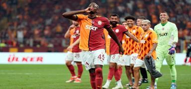 Victor Osimhen taraftar byledi