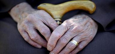 55 milyondan fazla kii Alzheimer ile mcadele ediyor