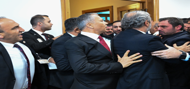 Bakanlardan TBMM Plan ve Bte Komisyonunda yaanan gerginlie knama