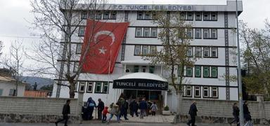 ki belediye bakan grevden alnd