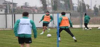 Mesut Bakkal: Kstl kadroyla ayakta durmaya alyoruz