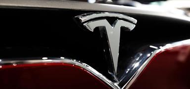 Tesla, ABD'de yaklak 700 bin aracn geri aryor