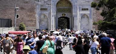 Trkiye 58 milyona yakn ziyaretiyi arland
