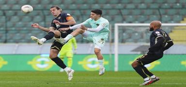 Esenler Erokspor ile Bandrmaspor puanlar paylat