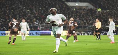 Werder Bremen'in galibiyetinde Derrick Khn imzas