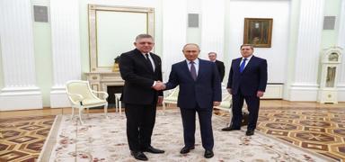 Zelenski'ye tepki olarak Putin'le grt