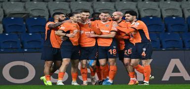 Baakehir'in 27 golnn 20'si 3 isimden