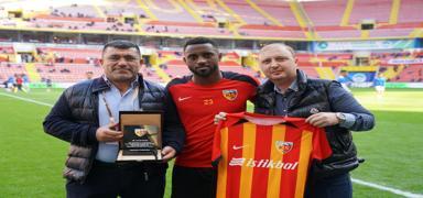 Kayserispor'un vazgeilmezi Lionel Carole