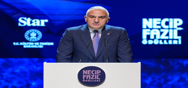 Bakan Ersoy: Sanatn derinliini kefetmeye devam ediyoruz
