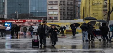Scaklk 5 derece dt! stanbul'da souk ve yal hava