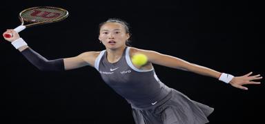Avustralya A��k'ta Zheng ve Ruud tur atlad�