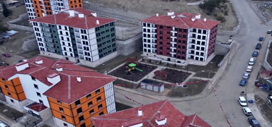 Sinop'ta TOK konutlar hak sahiplerine teslim ediliyor