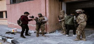 Eski rejim askerlerine operasyon