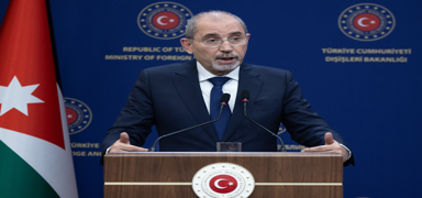 �rd�n D��i�leri Bakan� Safedi, Suriye'de yeniden imar�n rejimin d��mesiyle ba�lad���n� s�yledi