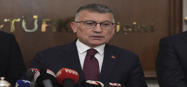 AK Parti'den �zg�r �zel'e tepki