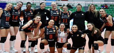 Eczac�ba�� Dynavit, zirve yar���nda hata yapmad�