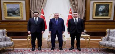 AK Parti Genel Merkez Gen�lik Kollar� Ba�kanl���nda g�rev de�i�imi