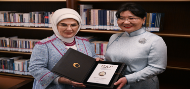Emine Erdoan'dan Moolistan Cumhurbakan ve einin ziyaretine ilikin paylam