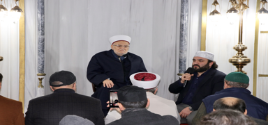 Mescid-i Aksa mam Hatibi eyh krime Sabri, Trabzon'da cuma namazn kldrd