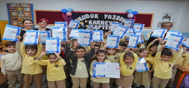 Okullarda karne heyecan: 20 milyon renci yaryl tatiline girdi