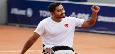 Para tenis�i Ahmet Kaplan, Avustralya A��k'a yar� finalde veda etti