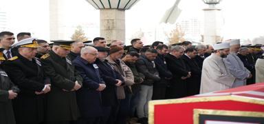 ehit Astsubay stavu Ufuk Aknc iin Ankara'da cenaze treni dzenlendi