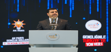AK Partili �nan: 2023 gen�lik politikalar�m�z siyasette bir devrimdir
