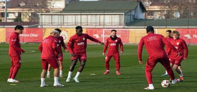 Galatasaray, Ajax mesaisinde