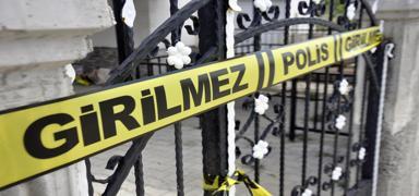 Afyonkarahisar'da deh�et! Annesini pompal� t�fekle vurarak �ld�rd�