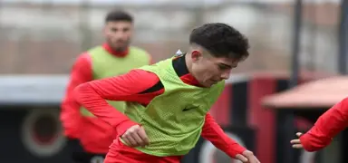 Gen�lerbirli�i'nin gen� oyuncusu Baran Y�ld�z, Premier Lig yolunda