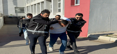 Panelvanda 2 milyon 500 bin makaron ele geirildi